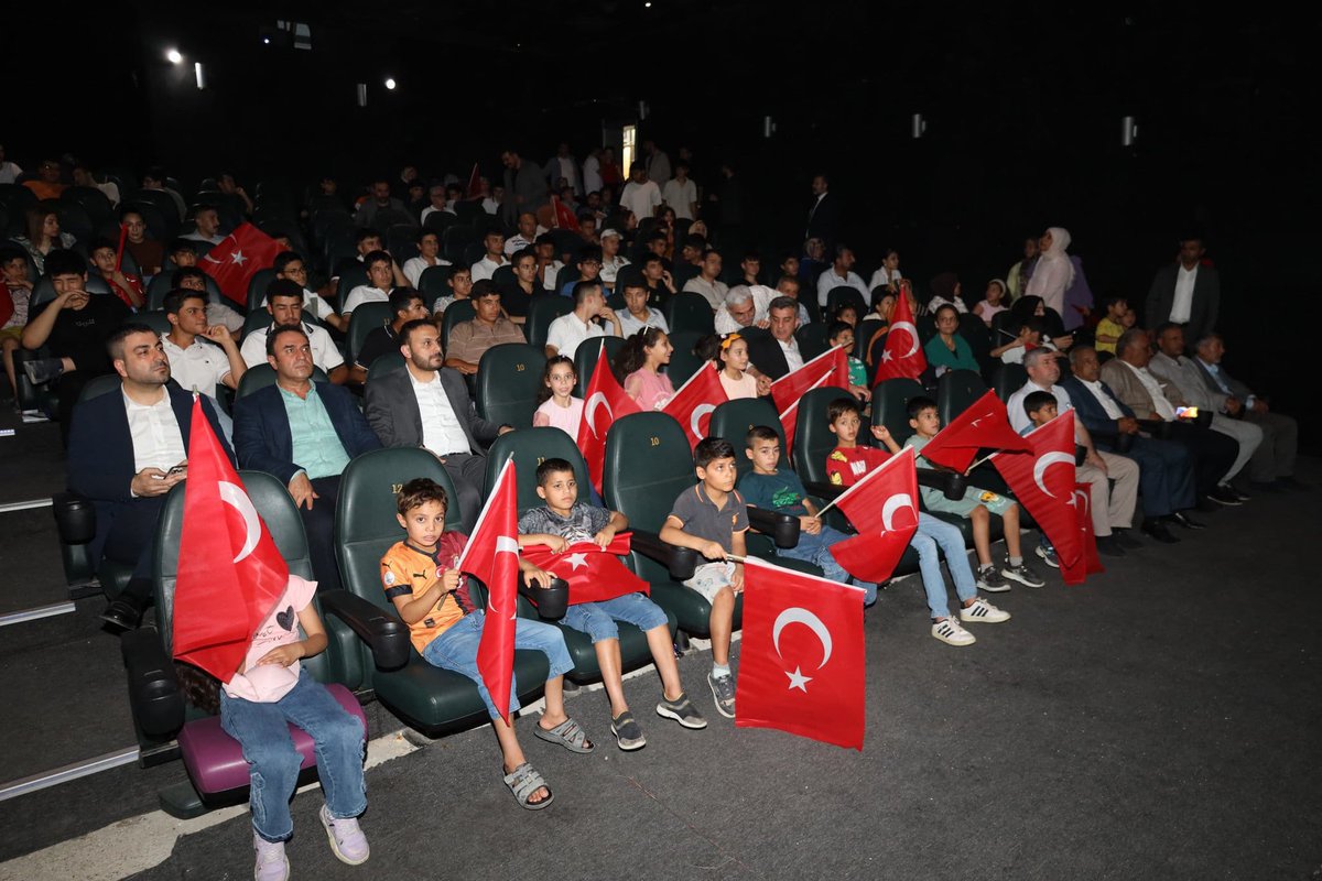 milhamigunbegi's tweet photo. 15 Temmuz'u Unutmadık, Unutturmayacağız!

 İl Kadın Kolları Başkanımız @ZehraAy0663, İlçe Başkanlarımız @mbagmanci63, @avorhancelik, @ElgunSuleyman, il-ilçe teşkilatımız ve geleceğimizin teminatı olan çocuklarımızla birlikte Milletimizin destansı direnişini anlatan 15 Temmuz temalı sinema gösteriminde buluştuk. 📽🎬

@RTErdogan @Akparti @bybekirbozdag 
@efkanala @mustafaelitas @Hayati_Yazici @abuyukgumus @aliihsanyavuz54 @acarfaruka @SirakayaZafer @drbetulsayan @mustafademir @ZeybekciNihat @hby34 @AhmetBOgutken @belginuygur10 @sevilay_tuncerr @mustafasenbd @DrOmerileri @zorlu77 @DrYerebakan @HuseyinYayman @omerrcelik @eyupkadirinan  @hakanaksu058 @UcarBilal20 @avyusufbaser @farukaytek @AEminOnenOfis @ProfDrDusak @ibrahimeyyupogl @malicevheri @CYAZMAC @HikmetBasak_63 @av_mfaruk @y_konal @umuttuncertr @Malikurt14 @AieNacar @Mehmet_Kirmizi1 @FIRATKORAN @KmlttinYlmztkn  @furkankucukk_