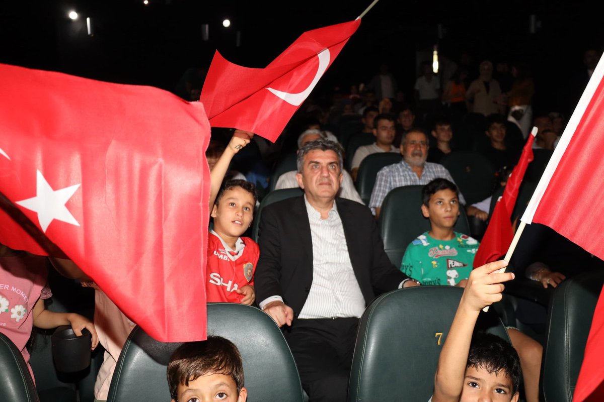 milhamigunbegi's tweet photo. 15 Temmuz'u Unutmadık, Unutturmayacağız!

 İl Kadın Kolları Başkanımız @ZehraAy0663, İlçe Başkanlarımız @mbagmanci63, @avorhancelik, @ElgunSuleyman, il-ilçe teşkilatımız ve geleceğimizin teminatı olan çocuklarımızla birlikte Milletimizin destansı direnişini anlatan 15 Temmuz temalı sinema gösteriminde buluştuk. 📽🎬

@RTErdogan @Akparti @bybekirbozdag 
@efkanala @mustafaelitas @Hayati_Yazici @abuyukgumus @aliihsanyavuz54 @acarfaruka @SirakayaZafer @drbetulsayan @mustafademir @ZeybekciNihat @hby34 @AhmetBOgutken @belginuygur10 @sevilay_tuncerr @mustafasenbd @DrOmerileri @zorlu77 @DrYerebakan @HuseyinYayman @omerrcelik @eyupkadirinan  @hakanaksu058 @UcarBilal20 @avyusufbaser @farukaytek @AEminOnenOfis @ProfDrDusak @ibrahimeyyupogl @malicevheri @CYAZMAC @HikmetBasak_63 @av_mfaruk @y_konal @umuttuncertr @Malikurt14 @AieNacar @Mehmet_Kirmizi1 @FIRATKORAN @KmlttinYlmztkn  @furkankucukk_
