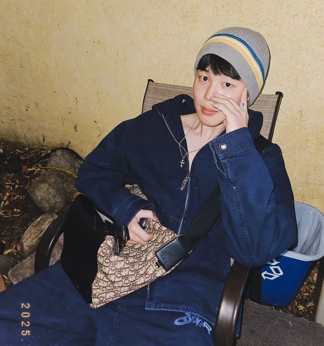 Like and comment on instagram posts

Elle Singapore
🔗 instagram.com/p/DMHxMk9SKct
L’Officiel Singapore
🔗 instagram.com/p/DMHvJoLTJdD
Grazia Singapore
🔗 instagram.com/p/DMHyrQEtV7M
Men's Folio
🔗 instagram.com/p/DMHhfPguhDV

#JIMINxDIOR
DIOR GLOBAL AMBASSADOR JIMIN