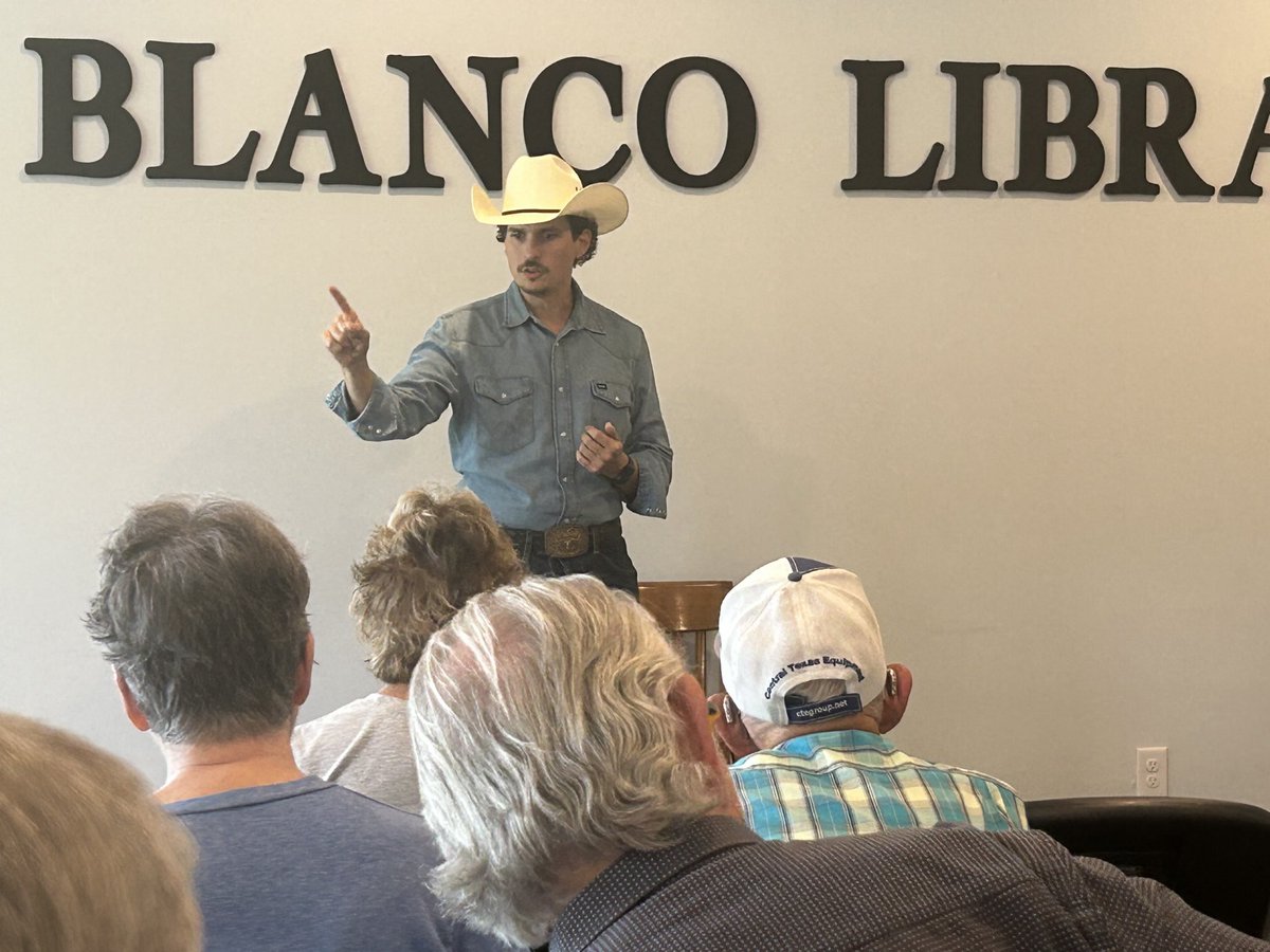ClaytonTuckerTX's tweet image. From Blanco to Humble to Cleburne, from dropping off supplies for the Hill Country to inspecting the recent flood damage in Lampasas, this campaign is on the move. Will you join us?
claytontuckertx.com
