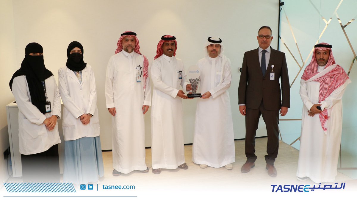 TASNEEHQ's tweet image. تم تنفيذ برنامج “المستجيب الأول” في مقر شركة #التصنيع بالجبيل، بالتعاون مع مستشفى الجبيل العام، إحدى الجهات التابعة لتجمع الشرقية الصحي، بهدف تأهيل الموظفين على مهارات الإسعافات الأولية وتعزيز القدرة على الاستجابة السريعة للحالات الطارئة، بمشاركة #مركز_المهارات_والمحاكاة_الصحية و…