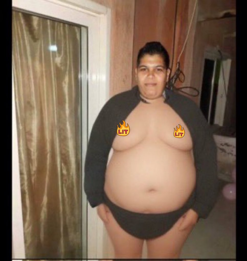 m00dy_666's tweet image. ابغا اعترف لكم لاني كنت ردبلجي سابق ومن قروب مرجلة …
فواز اللعبون هو اللي فتح الطريق للاجانب حتى يتكلموا على السعوديات.. وكنا نحارب بن نوفل حتى لا يوقفه بس مدغنا.