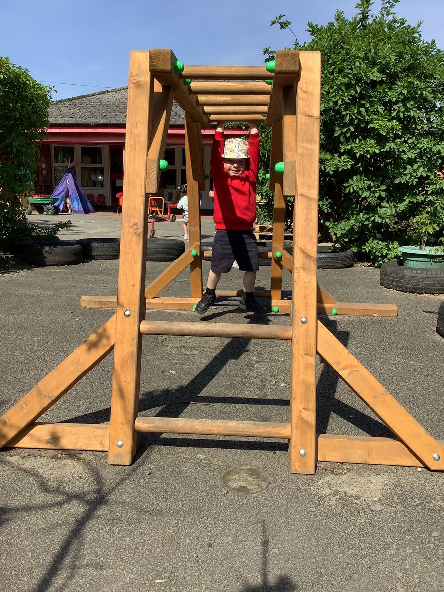 Mrs Crellin Falla (@mrs_crellin) on Twitter photo Developing our large movements on the Monkey Bars <a href="/FallaParkSchool/">Falla Park Community Primary School</a> #nursery Developing our large movements on the Monkey Bars <a href="/FallaParkSchool/">Falla Park Community Primary School</a> #nursery