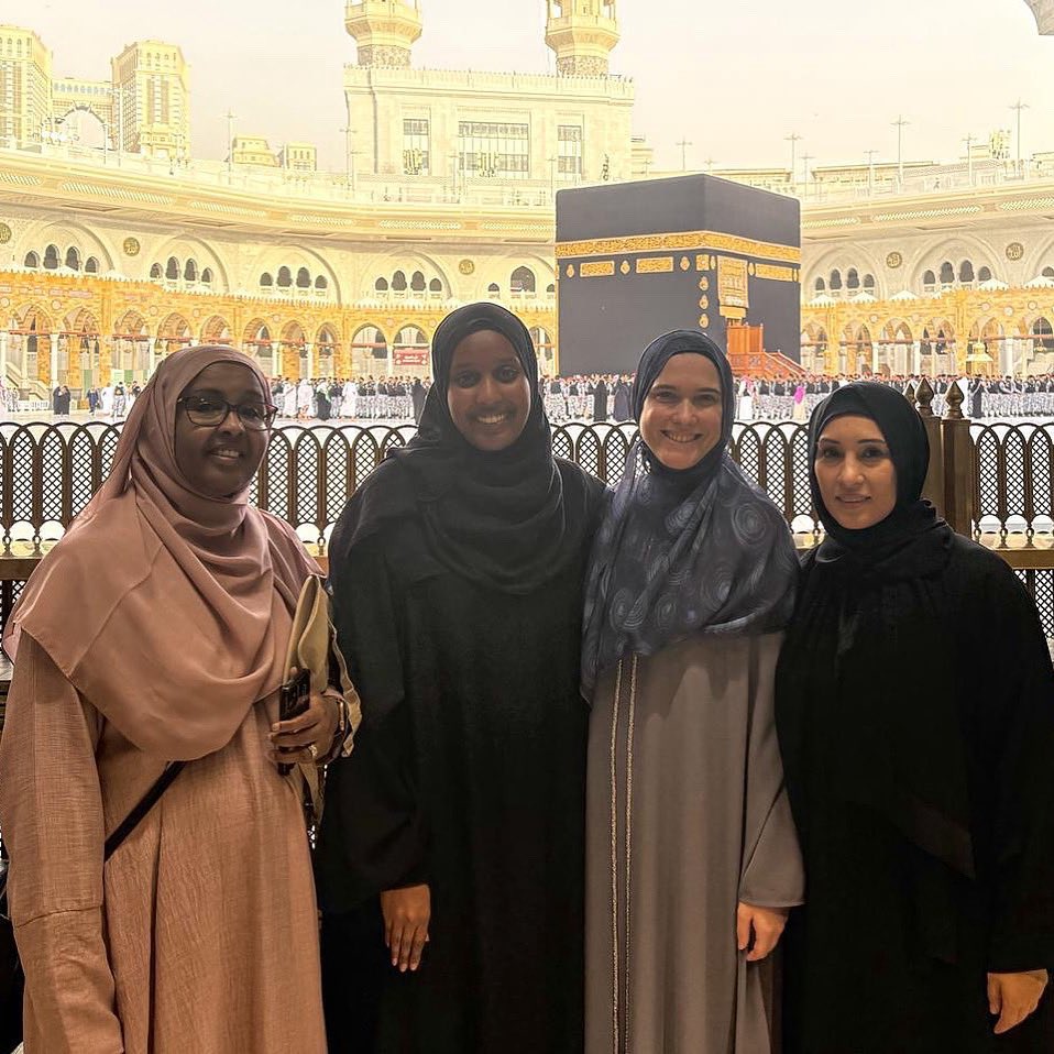 CanEmbSA's tweet image. Taking part in the Washing of the Kaaba Ceremony was a great experience. We extend our thanks to the Kingdom of Saudi Arabia. Canadian Muslims are an integral part of our country’s rich diversity, and it was a privilege to represent them on this meaningful occasion. 🇨🇦🇸🇦