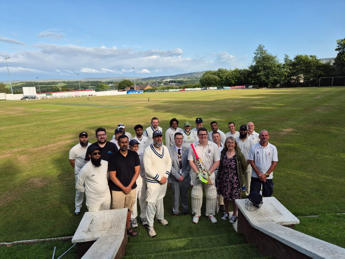 B_B_Burnley's tweet image. 🏏 A brilliant evening at our annual Interfaith Cricket Match!
Diocese of Blackburn 🆚 Lancashire Council of Mosques
Fun, friendship & a close finish — LCM won in the final over!
Thanks to Padiham CC & Cllr Alun Lewis for the warm welcome.
#Interfaith #Burnley #Cricket
