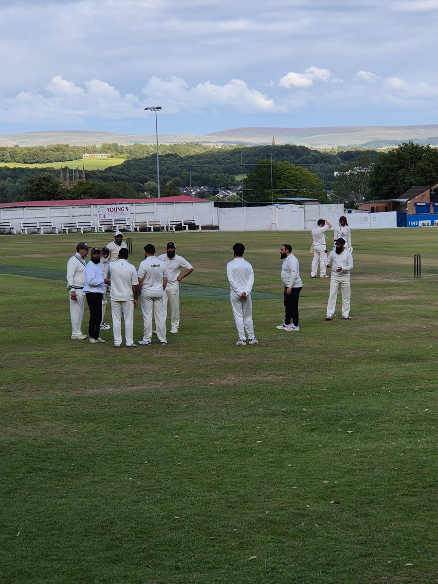 B_B_Burnley's tweet image. 🏏 A brilliant evening at our annual Interfaith Cricket Match!
Diocese of Blackburn 🆚 Lancashire Council of Mosques
Fun, friendship & a close finish — LCM won in the final over!
Thanks to Padiham CC & Cllr Alun Lewis for the warm welcome.
#Interfaith #Burnley #Cricket