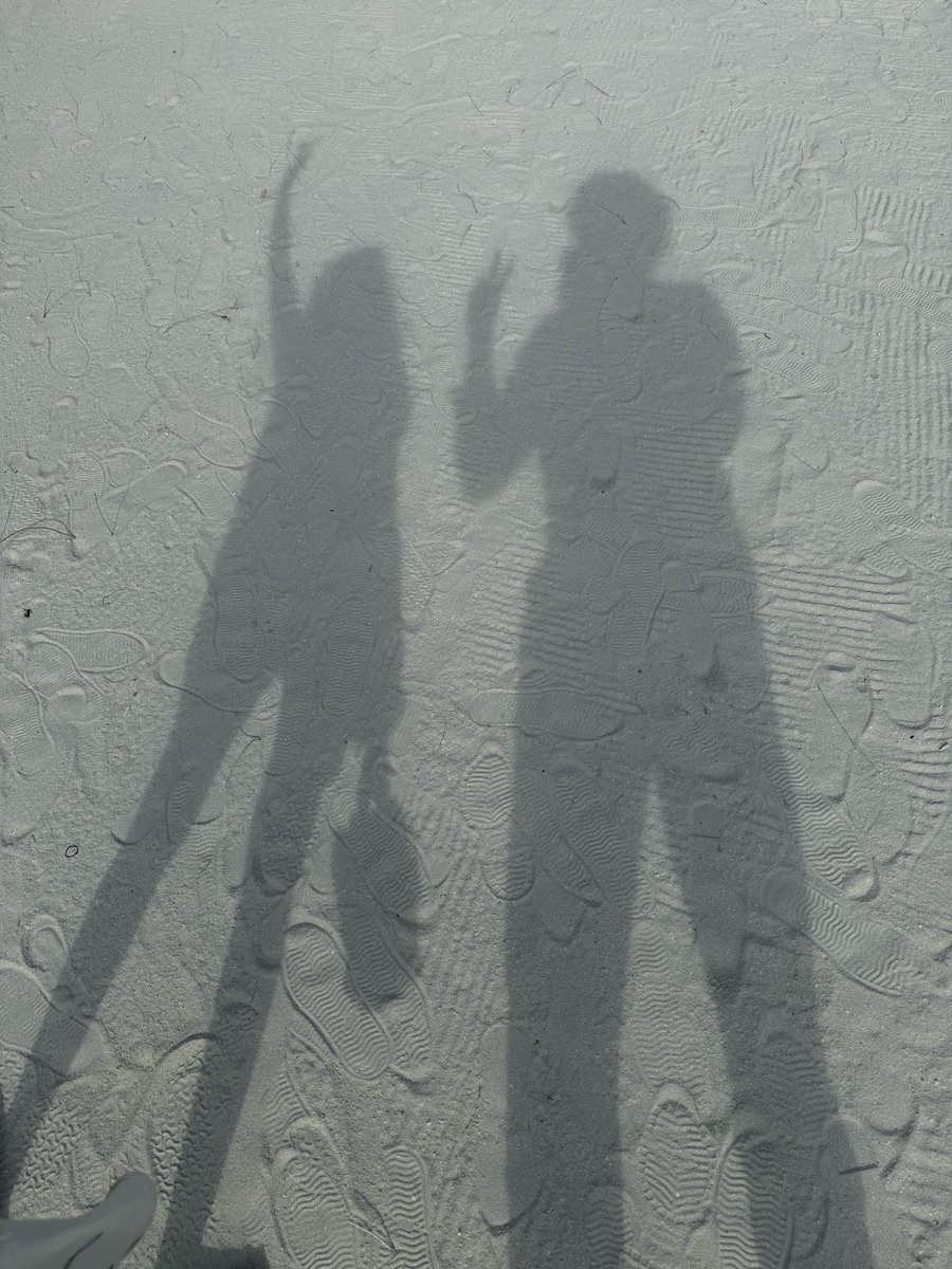 VarunTejFans's tweet image. Sunshine, smiles & soulmate vibes all the way 😍🤍
The Mega Adorable couple #VarunTej and #LavanyaTripathi are redefining couple goals with their latest vacay clicks! 🤍✨
@IAmVarunTej @Itslavanya #VarunLav #VT15