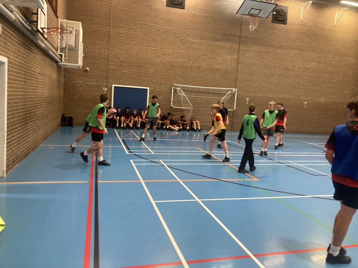 9G winners of the year 9 inter form Basketball competition. Well done boys. ⁦<a href="/SchoolsBW/">Basketball Wales Schools</a>⁩