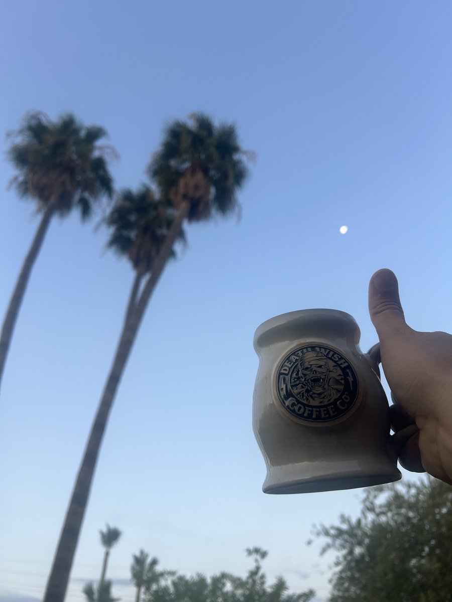 AllHallows741's tweet image. Good Morning Everyone
🖤❤️🌚
“There’s an opportunity to buy trading cards, and do so with crypto currency.” -Ryan Cohen
