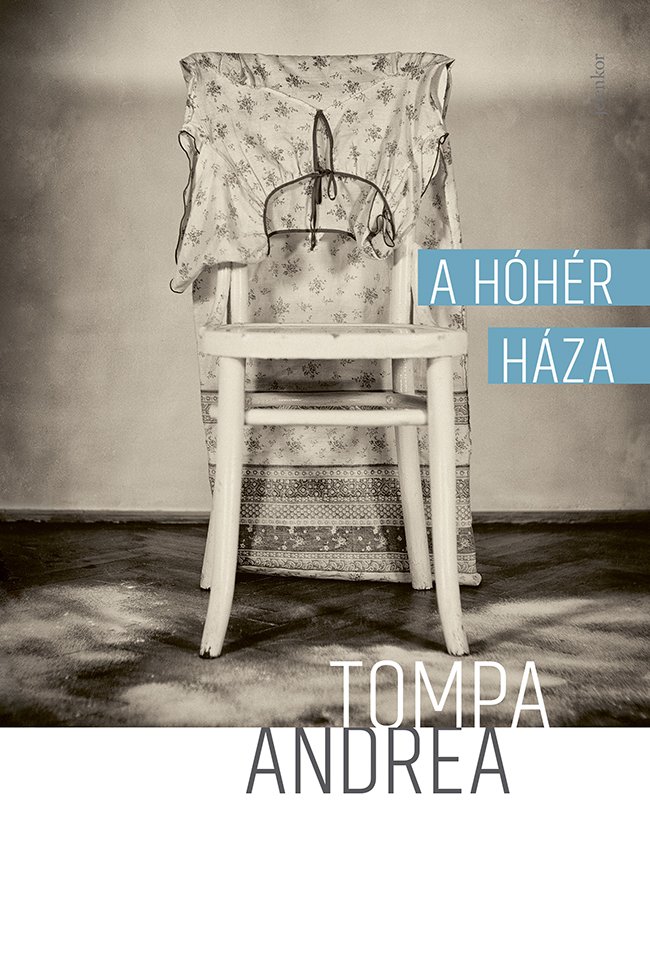 #könyvajánló #olvasnijó
Tompa Andrea: A hóhér háza
A mű az 1980-as évek romániai diktatúrájában felnövekvő elbeszélő és családja történetén keresztül idézi meg a nem is olyan távoli közös múlt fojtogató világát.
Kölcsönzés: opac.elte.hu/Record/opac-EU…