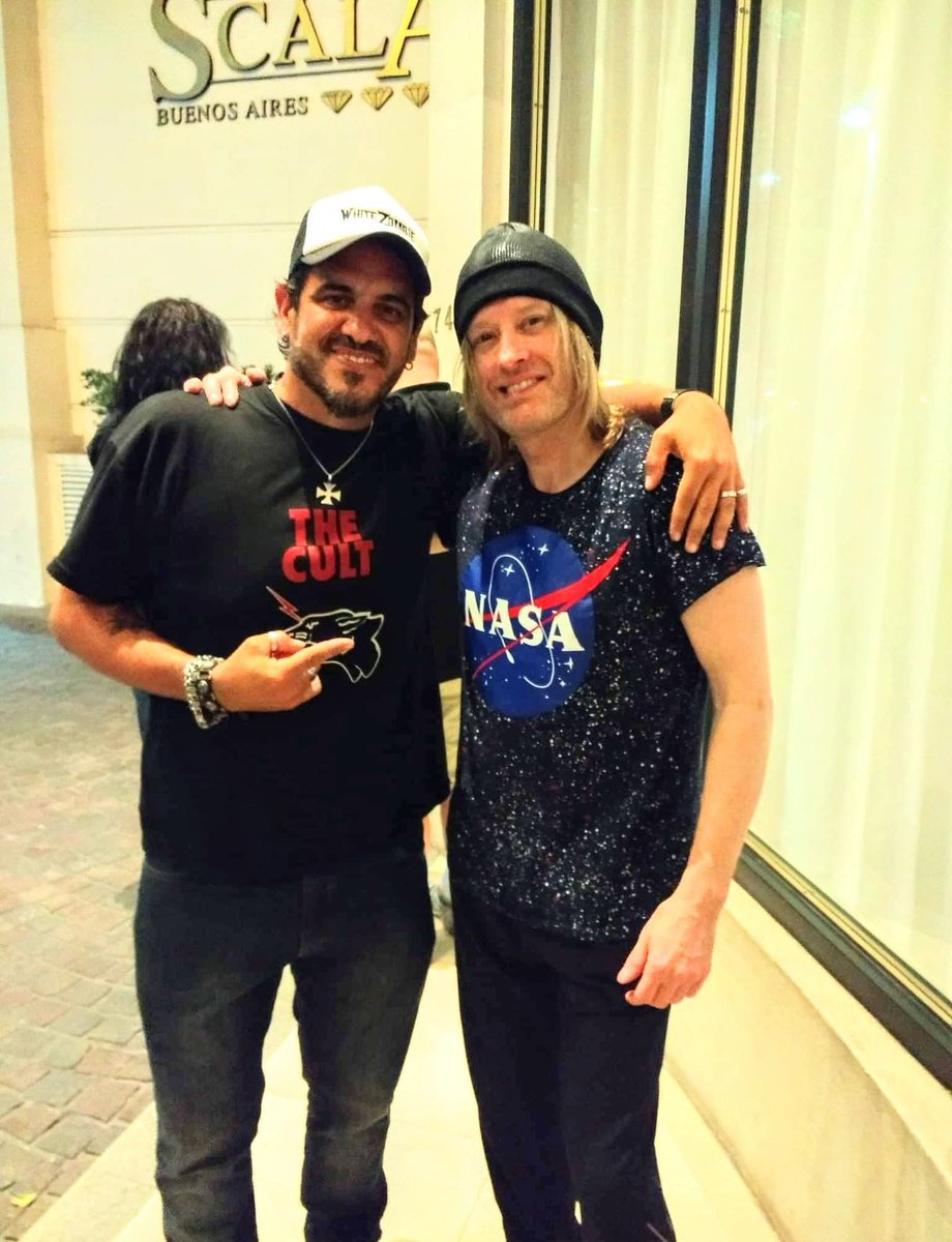 Christian_Culto's tweet photo. Happy birthday Chris Wyse  Have a wonderful day dear Amigo ❤️🤘🏻🎸🎉
*
*
*
{ #chriswyse #bassist #bassguitar #thecult #owl #owlband #acefrehley #hollywoodwampires  #brother #rocknroll #hardrock #heavymetal #buenosaires #argentina #choiceofweapon #cd #guitarpick  @chriswyseowlman } https://t.co/VlHMekJBjO