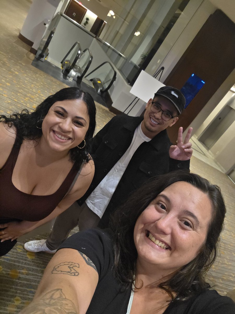 Rhicarson tweet media