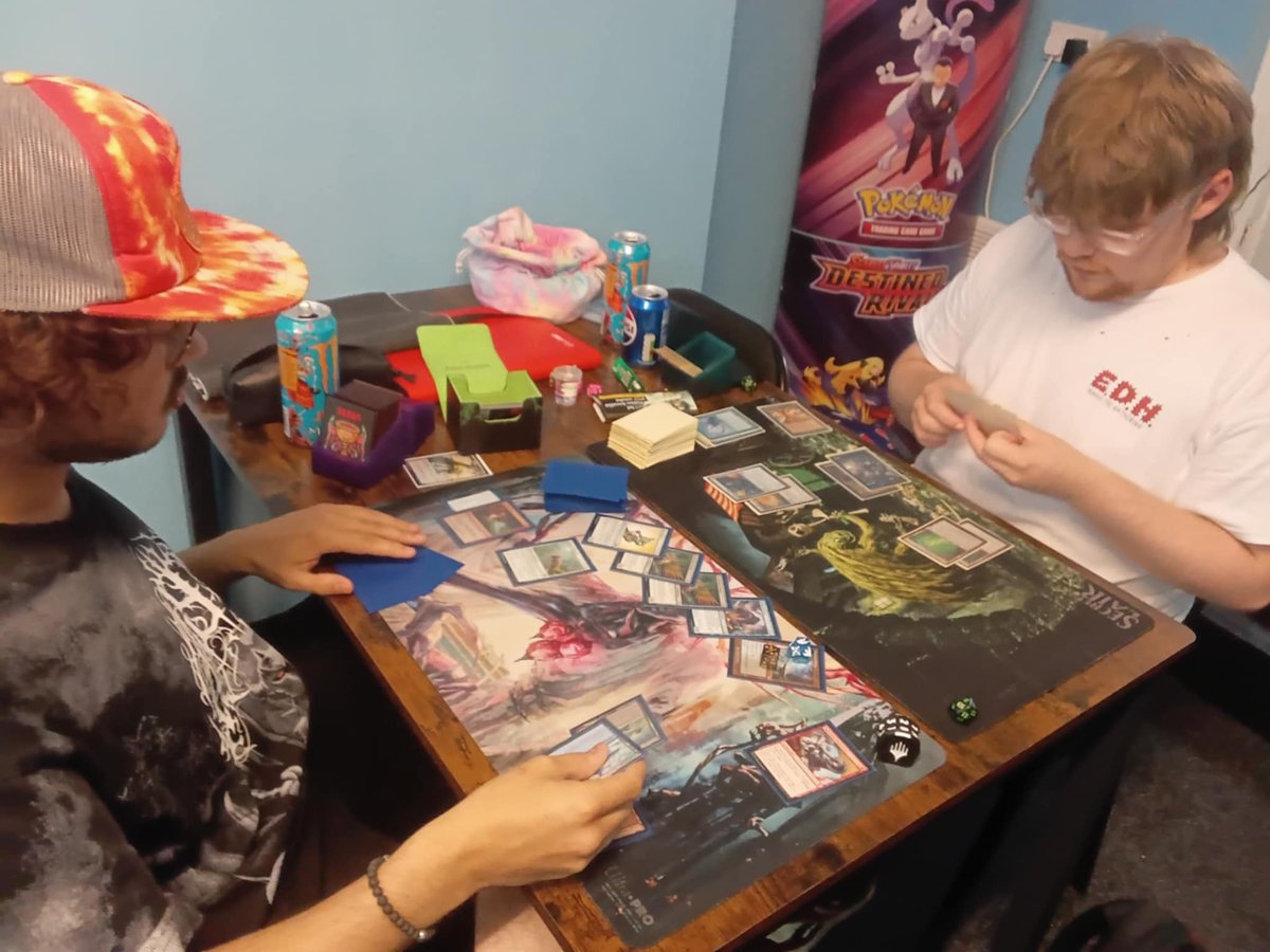 SpikesHideout tweet media