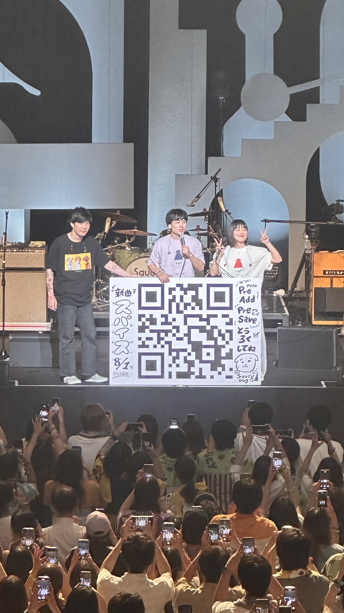 【flumpool 山村隆太 直筆サイン入り】 コンサートパンフレット flumpool 山村隆太 直筆サイン入り】 コンサートパンフレット
