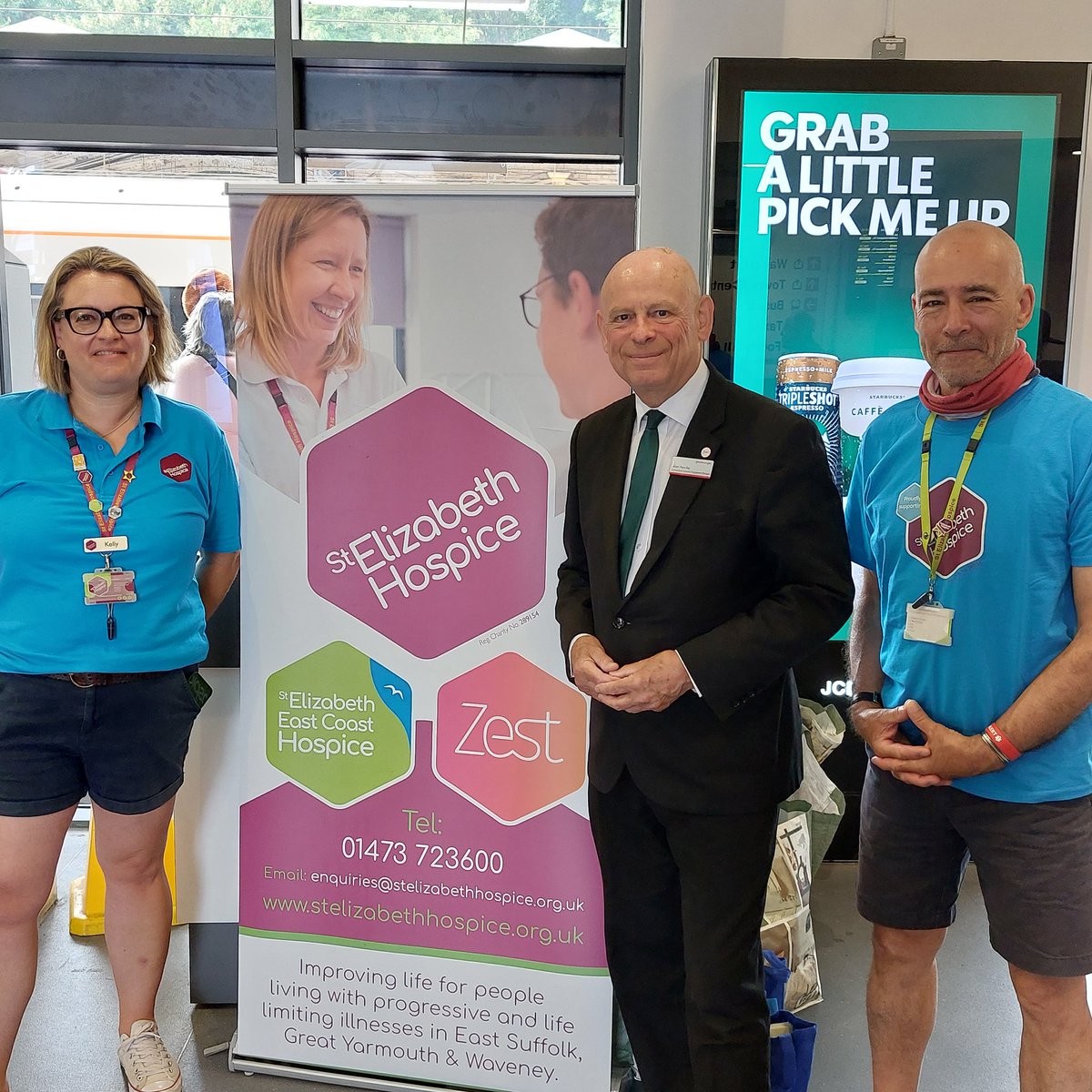 EastSuffolkLine's tweet image. Yesterday's Great Garden Rail Trail tour of East Suffolk Line stations raised £300 for @StElizabethHosp. Thanks to all involved, including @suffolkwildlife, the volunteer station adopters, and our friends @greateranglia for making it a great day out for a very worthwhile cause.