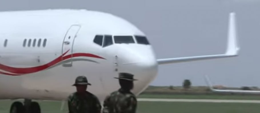 The hour has arrived. The President has landed at Katsina airport, preceding the imminent arrival of late President Buhari's body.

The military is ready to receive the body in line with military tradition, before it's handed over to the family for burial
