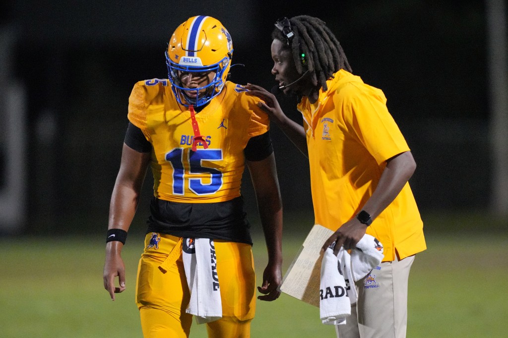 Miami Northwestern’s Teddy Bridgewater says he’s suspended for giving benefits to players trib.al/uLn11mQ