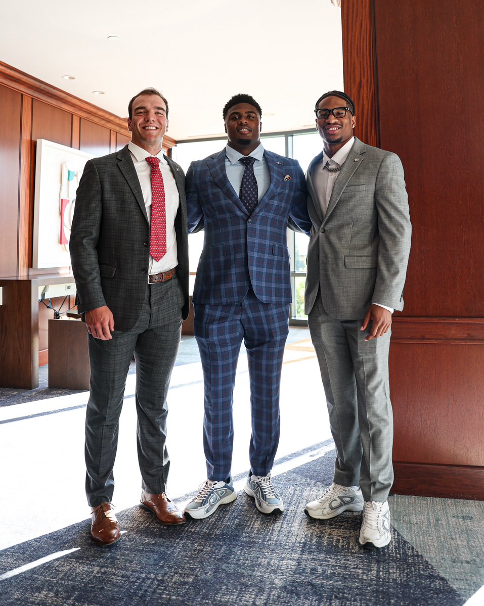 GeorgiaFootball's tweet image. Always good vibes in the 🅰️!
#GoDawgs | #SECMD25