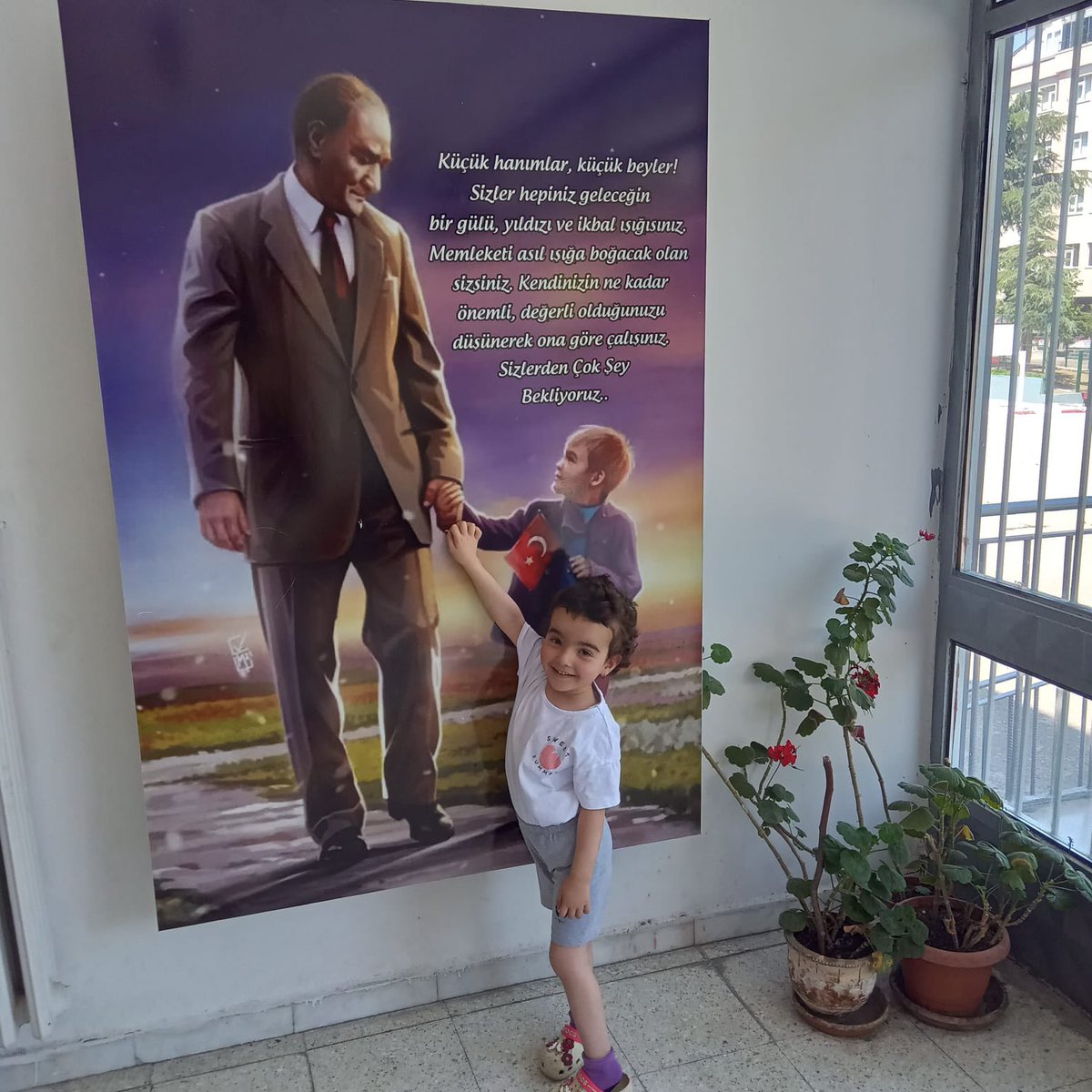 Minik kuşum aferin Atamın izinden ilelebet 🇹🇷♥️ #Atatürk