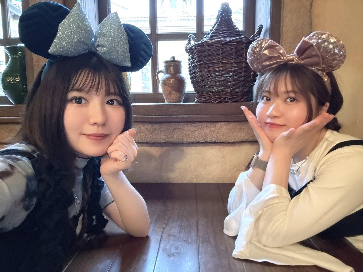 MINA_Ikmdct's tweet image. だい〜〜〜ぶ前なんだけれど
みゆうちゃんとTDS行ってきた時の写真🐠