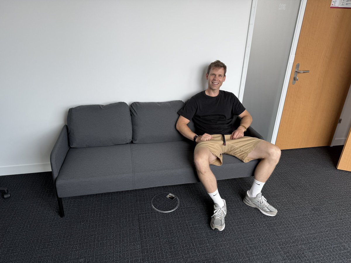 hagaetc's tweet image. 7 years in, $80M raised, still all day every day in the arena building software and today also this lil ikea sofa for our office. Good times with my co-founder @mewwts