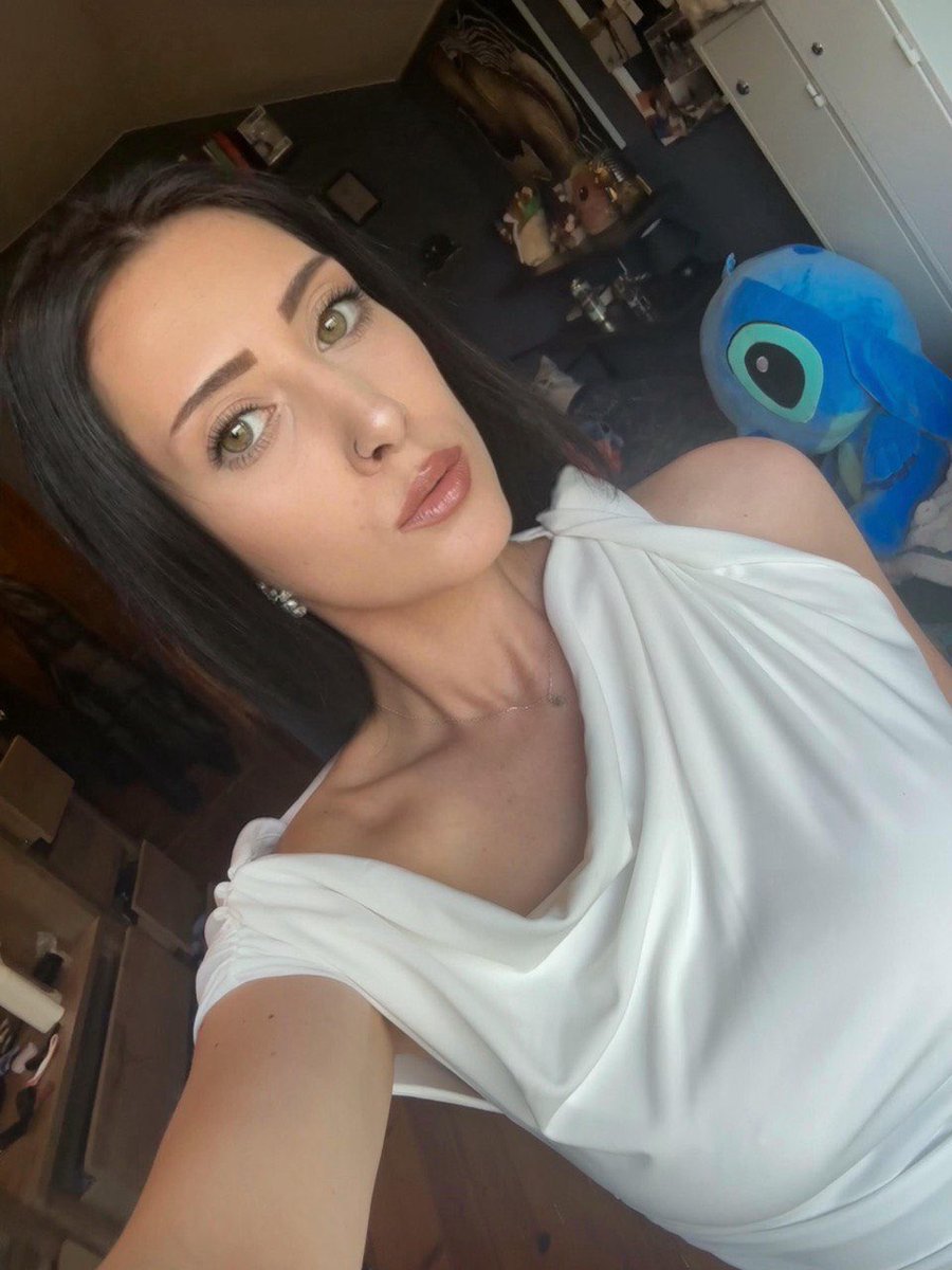 Good morning to my favourite nerds 🖤✌🏼