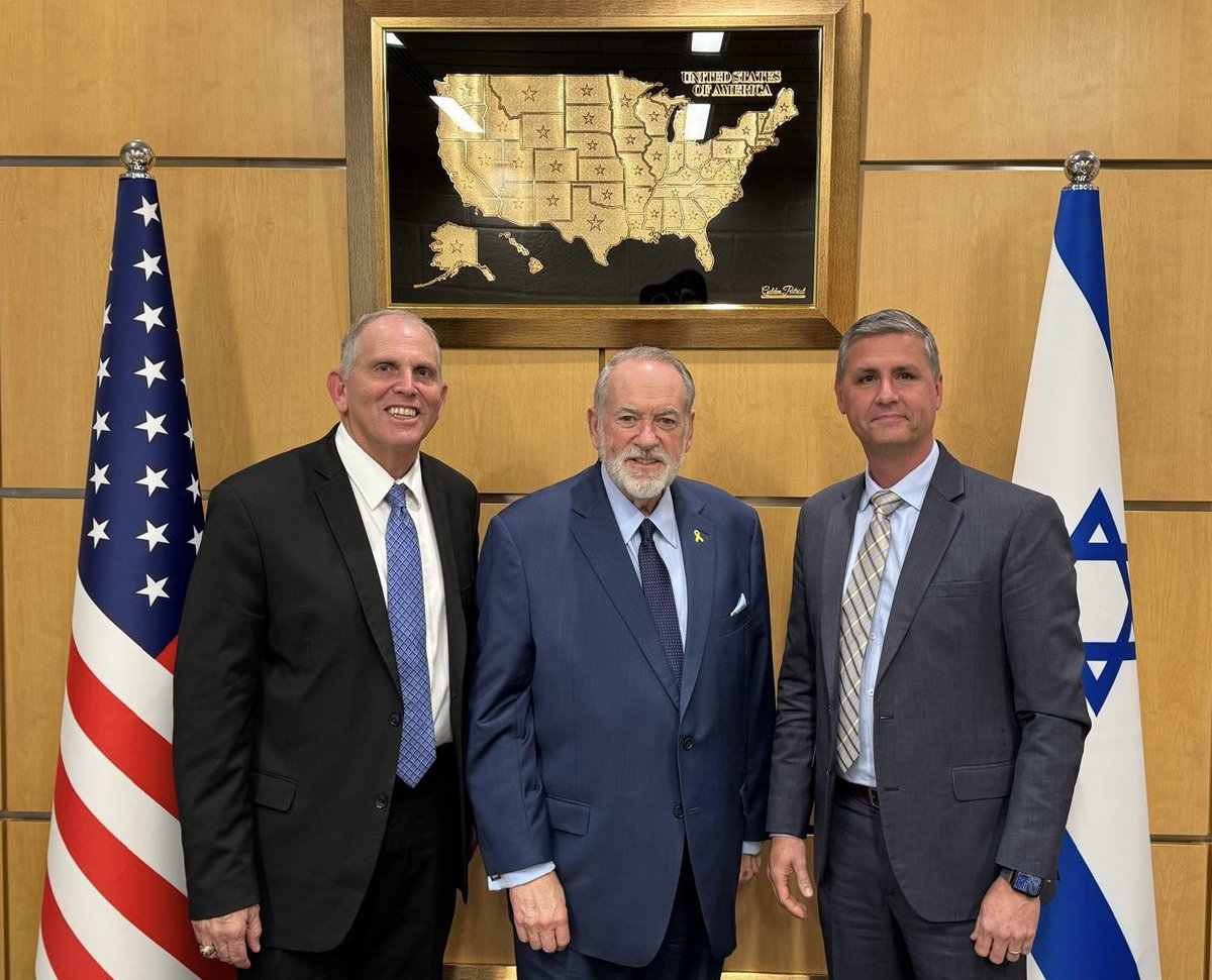USAmbIsrael's tweet image. .@Chevron Eastern Mediterranean is doing great work to provide Israel with the energy it needs to thrive. Proud to meet with execs Jeff Ewing and Jackson Baker. Wishing Jeff a happy retirement! Welcome aboard, Jackson!