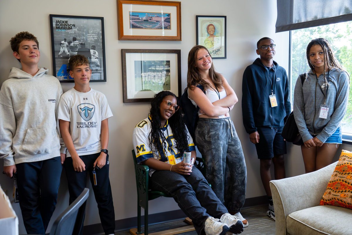 merrillcollege's tweet image. .@PovichCenter sports summer camp completed ✅
The students had so much fun discovering all things sports journalism! Already can't wait for next summer! 😀 ☀️ #fearlessjournalism