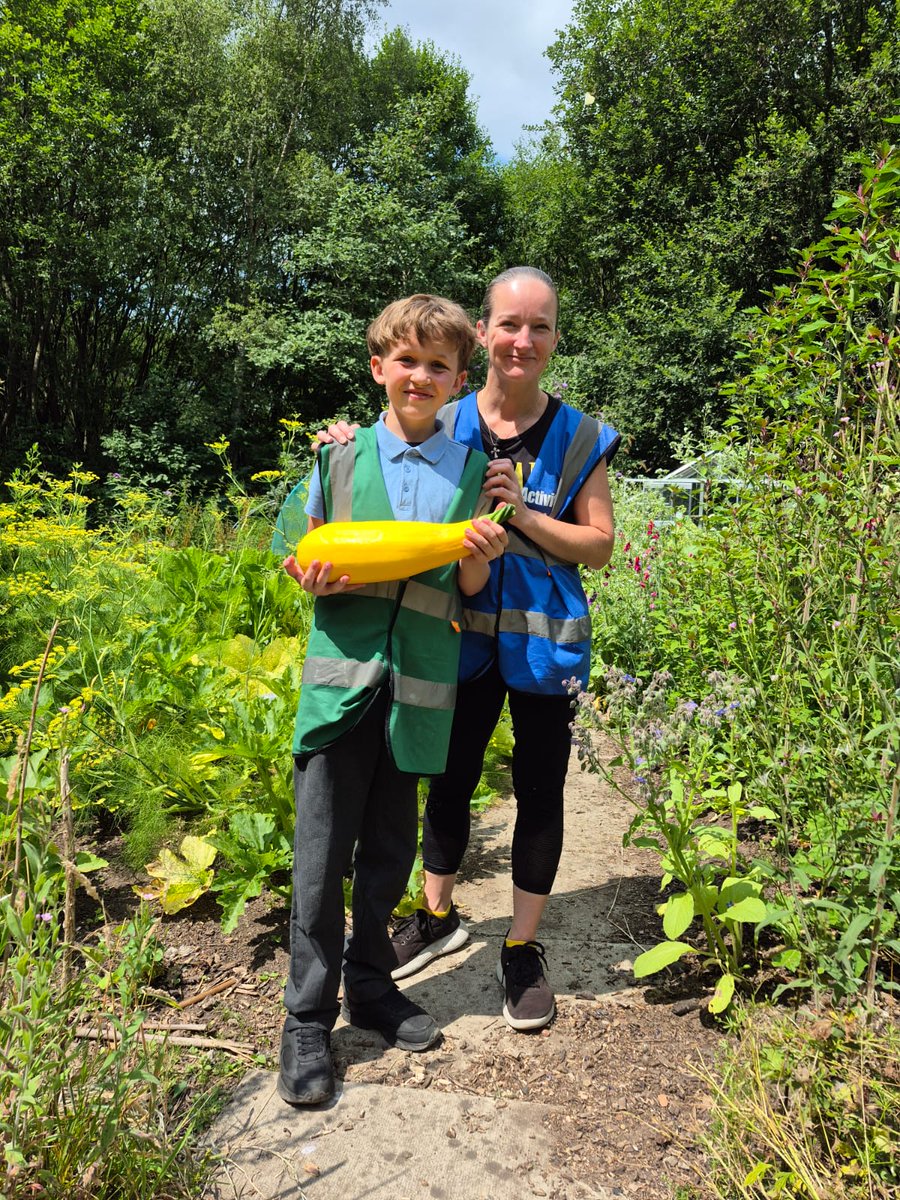 Our lunchtime waste turned into compost gold! 🌱 It’s helped  grow incredible veg on the allotment — including a prize-worthy 2.25kg cauliflower and a giant courgette! 🥦🥒 #EcoSuccess #CompostWin <a href="/CaritasLalley/">Caritas Lalley Centre</a>