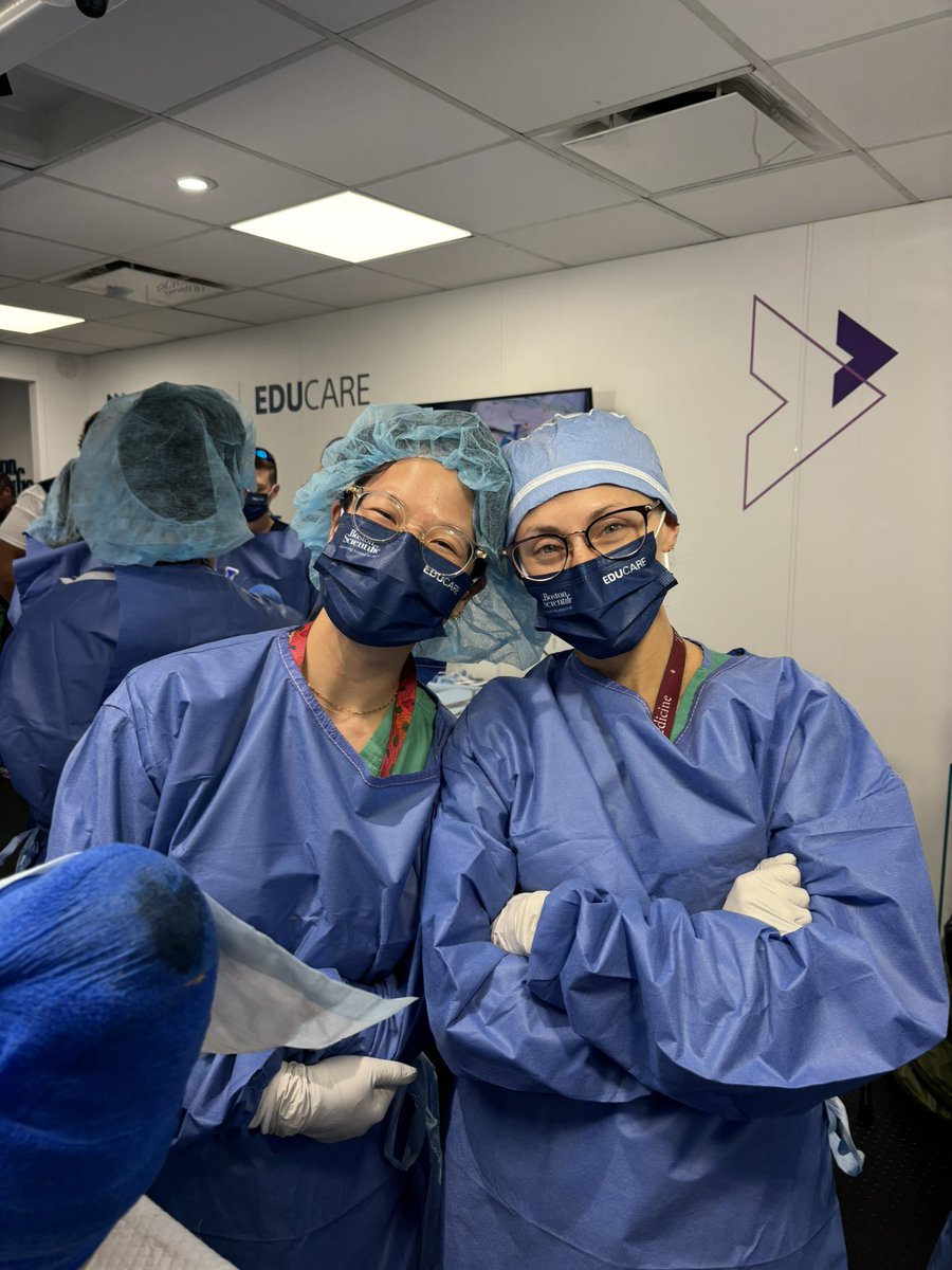 OSU_Urology's tweet image. Another great #simulation lab! Thank you to our faculty who provided expertise and to @bostonsci and their mobile lab for stopping by! Trainees practiced artificial urinary sphincters, penile implants, and urethral slings! #MedEd #UroRes #UroMatch @bsc_urology @springerej