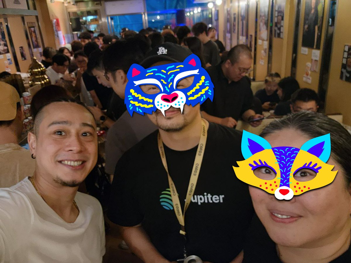 oracle_opz's tweet image. Out and about.

Thanks for getting us in.

@cecilylink_
