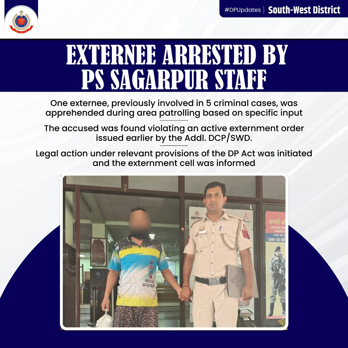 DCP South West District (@dcp_southwest) on Twitter photo 🚨 Staff of PS Sagarpur apprehended an externee during patrolling who was found violating an active externment order.
The accused was previously involved in 5 criminal cases.
<a href="/CPDelhi/">CP Delhi #DilKiPolice</a>
#DPUpdates 🚨 Staff of PS Sagarpur apprehended an externee during patrolling who was found violating an active externment order.
The accused was previously involved in 5 criminal cases.
<a href="/CPDelhi/">CP Delhi #DilKiPolice</a>
#DPUpdates