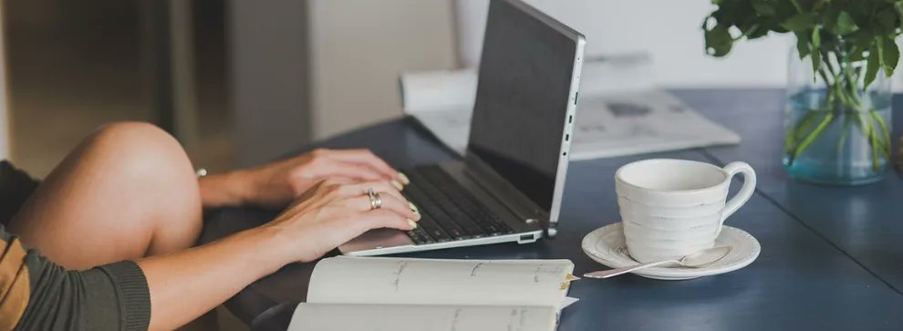 studyrama's tweet image. 🏠Rentrée étudiante : une assurance #logement est-elle indispensable ?
Dans une #Colocation, un #studio, un #appartement …
bit.ly/40HvoID
@GMF_assurances
#assurance #étudiant #conseil