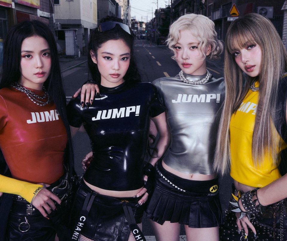 BLACKPINK Charts (@chartsblackpink) on Twitter photo .<a href="/BLACKPINK/">BLACKPINKOFFICIAL</a>’s “JUMP” spends a third day at #1 on the global Spotify chart with 6,563,160 streams (+1,015,298). .<a href="/BLACKPINK/">BLACKPINKOFFICIAL</a>’s “JUMP” spends a third day at #1 on the global Spotify chart with 6,563,160 streams (+1,015,298).
