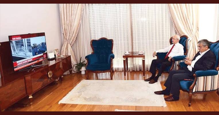 Sizi de Zihniyetinizi de Unutmadık 
<a href="/kilicdarogluk/">Kemal Kılıçdaroğlu</a> <a href="/herkesicinCHP/">CHP 🇹🇷</a> 
#BAŞARAMAYACAKSINIZ #15TemmuzDestanı