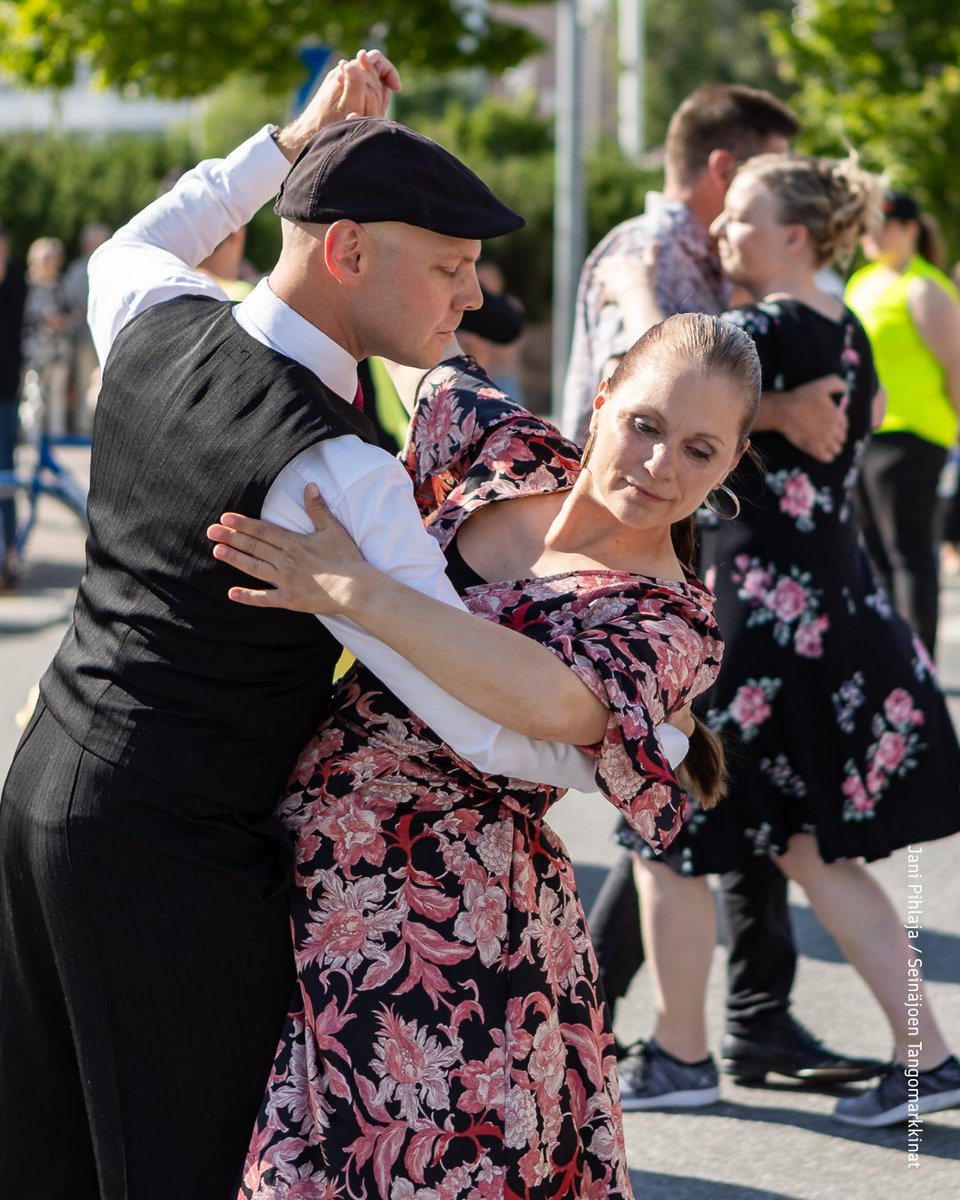 thisisFINLAND's tweet image. Did you know the world’s oldest tango festival is held in Finland? 💃 Every July, Seinäjoki hosts Tangomarkkinat — people dance, enjoy live music, and watch the Tango King &amp;amp; Queen crowned in the singing contest 👑 This year, 55,000 attended live, 2M watched on TV! #Tango #Finland