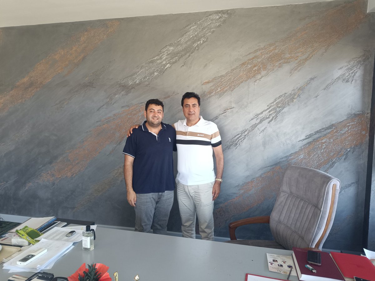 Metader_'s tweet image. “Mezopotamya Gençliği Barış Halayında Buluşuyor” şiarıyla düzenleyeceğimiz etkinlik öncesinde, değerli iş insanı Halis Kahriman’ı ziyaret ederek hem etkinliğimiz hakkında bilgi verdik hem de kendisini barış halayına davet ettik. Hazırlık sürecine dair karşılıklı fikir…