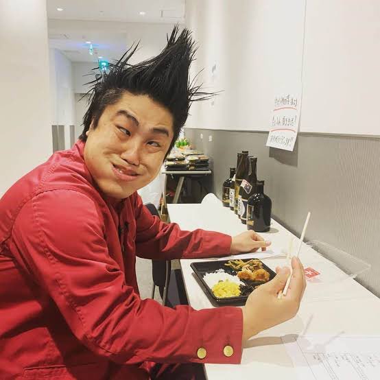 ber_acdc's tweet image. 持ち主に懐いているので、その効力を発揮しない呪いのかんざし
