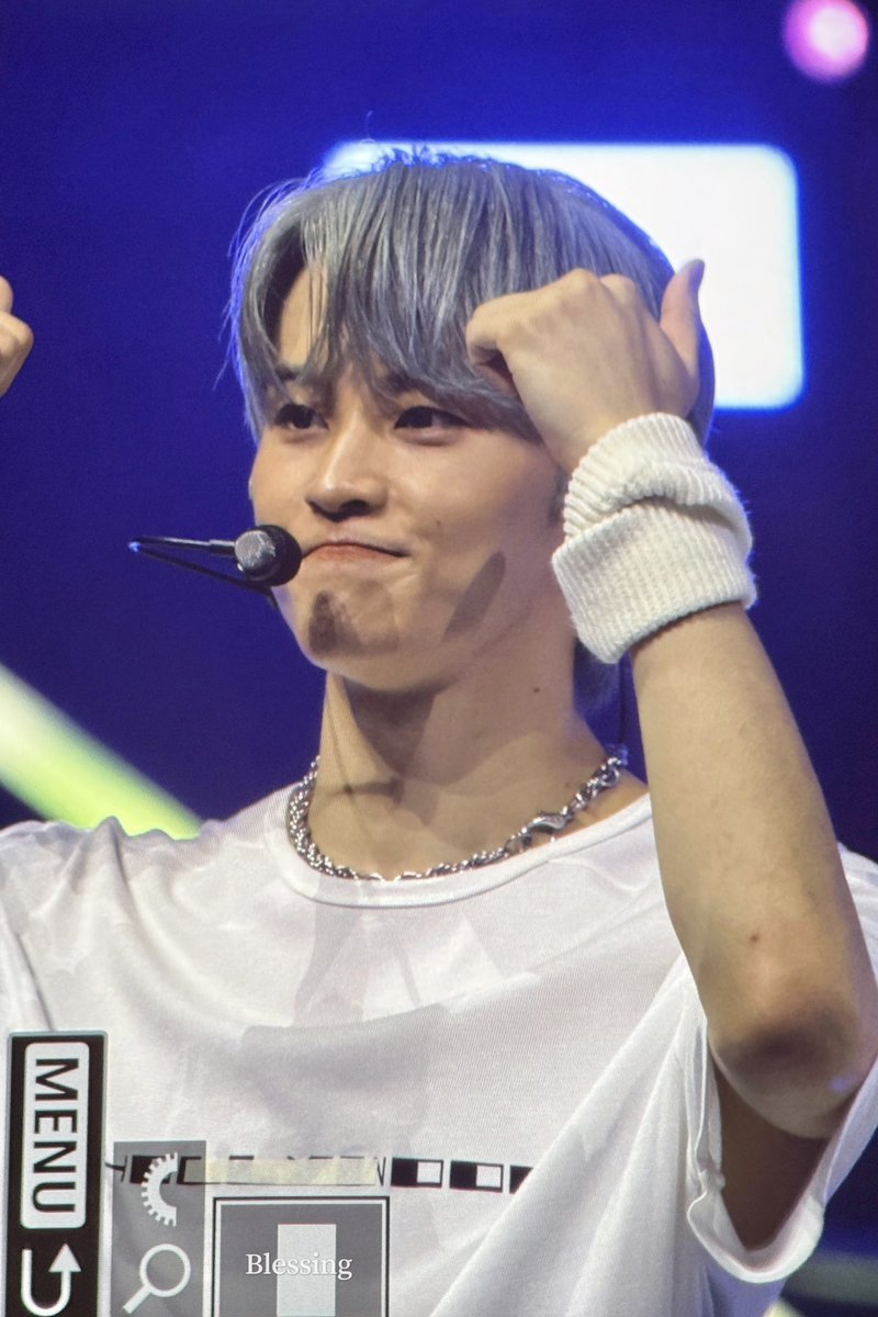 blessmark82's tweet image. 250715 반짝투어
#마크 #MARKLEE #MARK #NCT #NCTDREAM