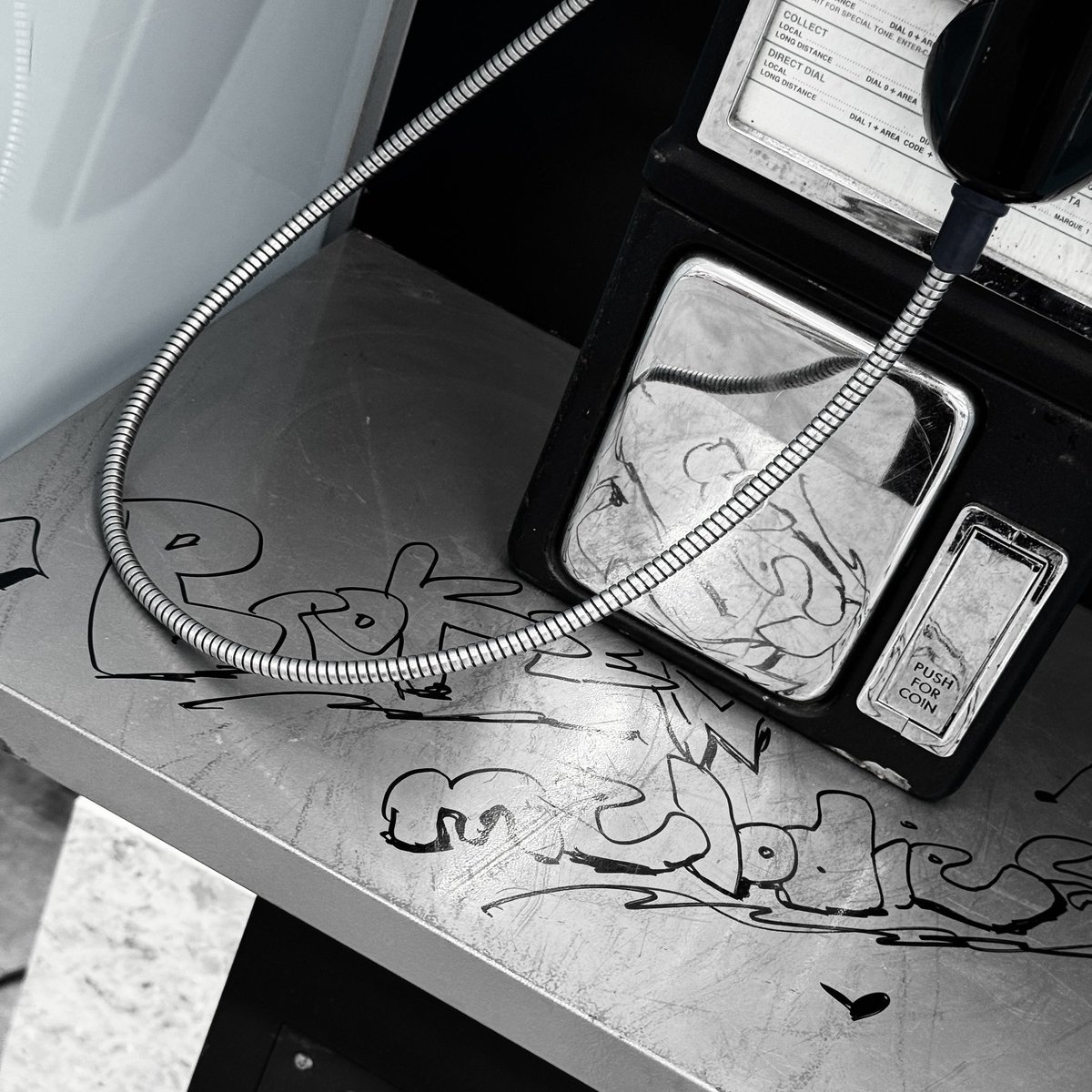 Twildight's tweet image. Stepped into the pop-up store and it felt like a portal cracked open. Every corner felt like déjà vu in hi-definition, memory is like that too. Somewhere between the merch table and the mirror, I remembered what it felt like to belong to a sound.