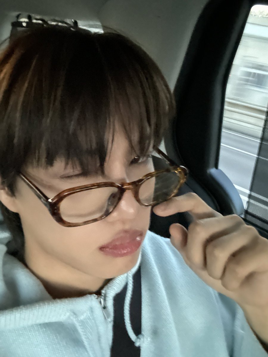 kaiceps's tweet image. if you know someone who look exactly like this i meannn EXACTLY like thisss pls tell them to hit my dm or just give them my address, its urgent