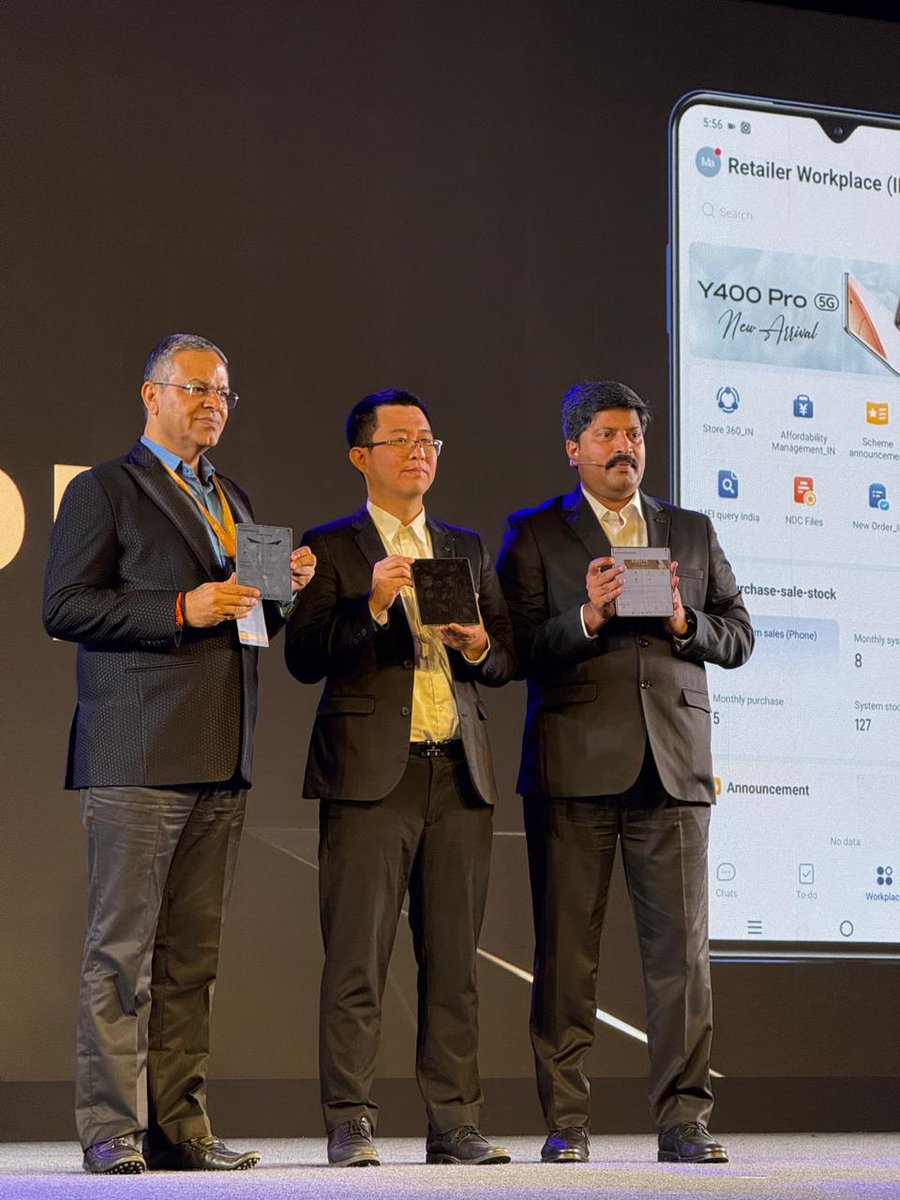 ALL INDIA MOBILE RETAILERS ASSOCIATION (@aimraindia) on Twitter photo 📢 BIG NEWS for Indian Retailers! 🎉 The new <a href="/Vivo_India/">vivo India</a> Retailers APP is officially launched, bringing unparalleled transparency and ease to your business! 🚀
This revolutionary app, launched by AIMRA Chairman <a href="/LakhyaniKailash/">Kailash Lakhyani</a> alongside VIVO India's Mr. Terry Hong (SVP Sales) & 📢 BIG NEWS for Indian Retailers! 🎉 The new <a href="/Vivo_India/">vivo India</a> Retailers APP is officially launched, bringing unparalleled transparency and ease to your business! 🚀
This revolutionary app, launched by AIMRA Chairman <a href="/LakhyaniKailash/">Kailash Lakhyani</a> alongside VIVO India's Mr. Terry Hong (SVP Sales) &