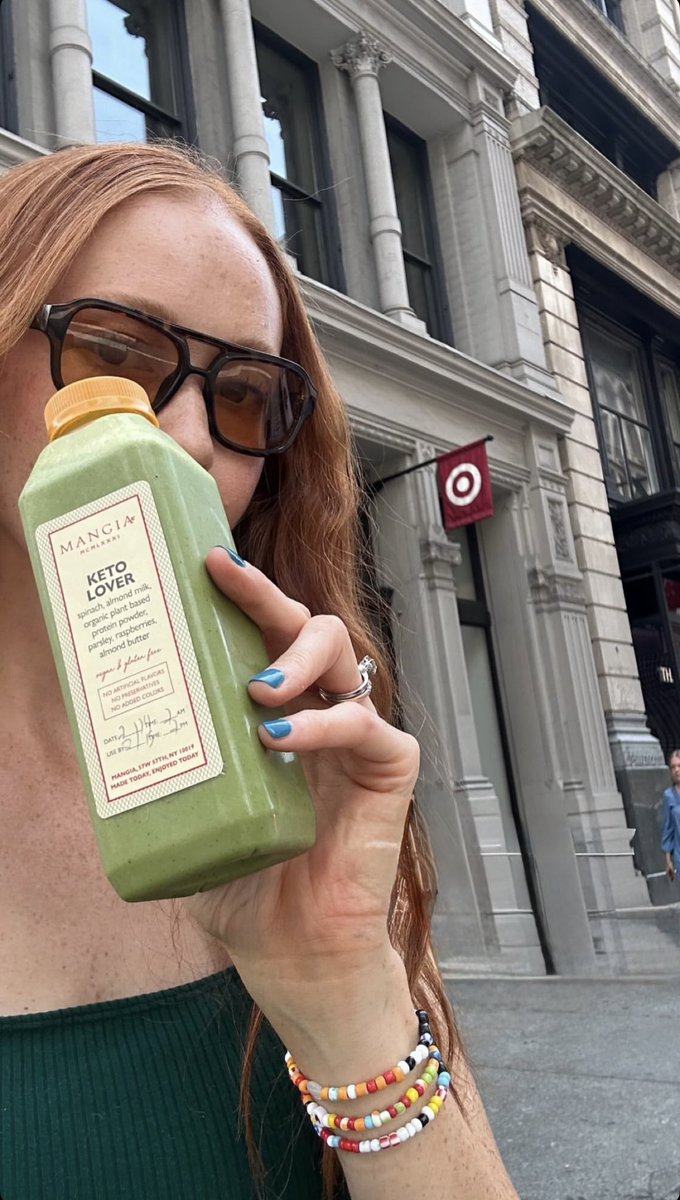 Mangia_NYC's tweet image. The ultimate MANGIA smoothie for keto lovers #mangianyc #smoothies