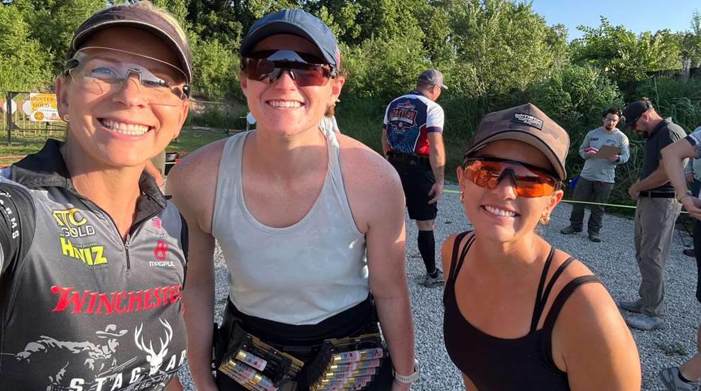 MMPGuns's tweet image. 🔥 Ready to beat the heat on the range? ☀️ Check out our latest tips to stay cool and safe while you shoot. 📸 Don't forget to bring your shades and sunscreen! ow.ly/NMsg50WpRm8
#HeatWave #ShootingSports #StayCool