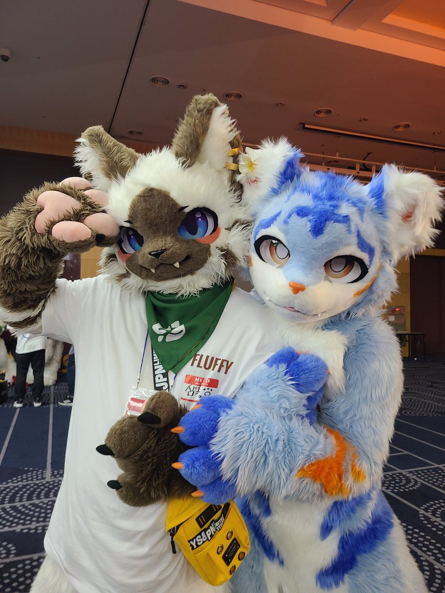 O3oNatsu's tweet image. #FURSTCLASS 
Duo pics 🦌📸✌️