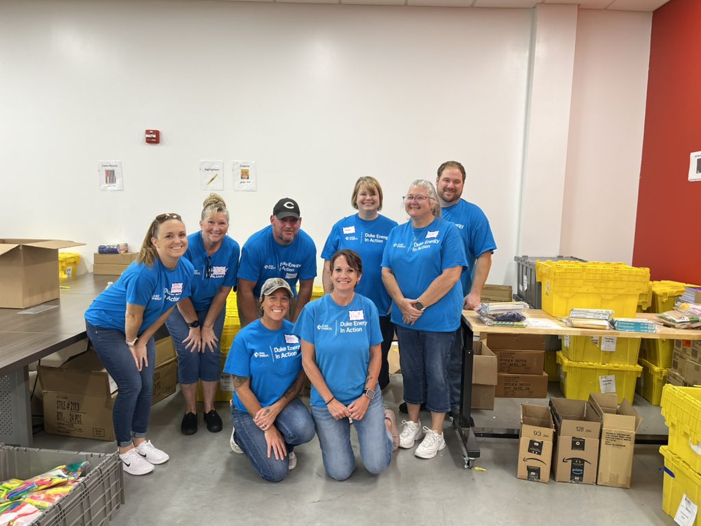 JeanRenk's tweet image. Duke Energy volunteers are busy today, helping to get students back to school. United Way of Johnson Cty provides Johnson Cty students with school supplies for Fast Track.