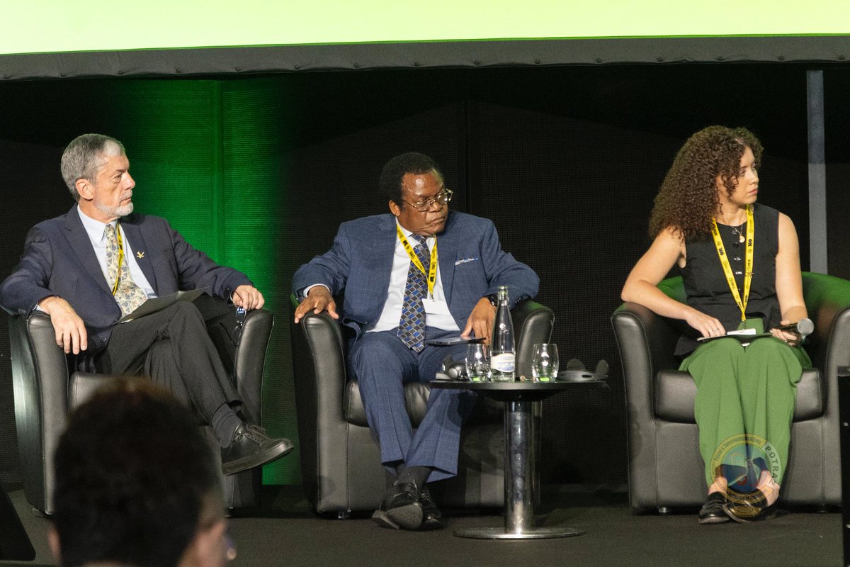 Potraz_zw's tweet image. @potraz_zw DG, Dr G.K. Machengete had the opportunity to showcase Zimbabwe’s inclusivity and connectivity projects at the just ended WSIS+20 Forum in Geneva. Tune in for more. @ZBCNewsonline @HeraldZimbabwe @nrtvzimbabwe @ZTNPrime @3KtvZim
