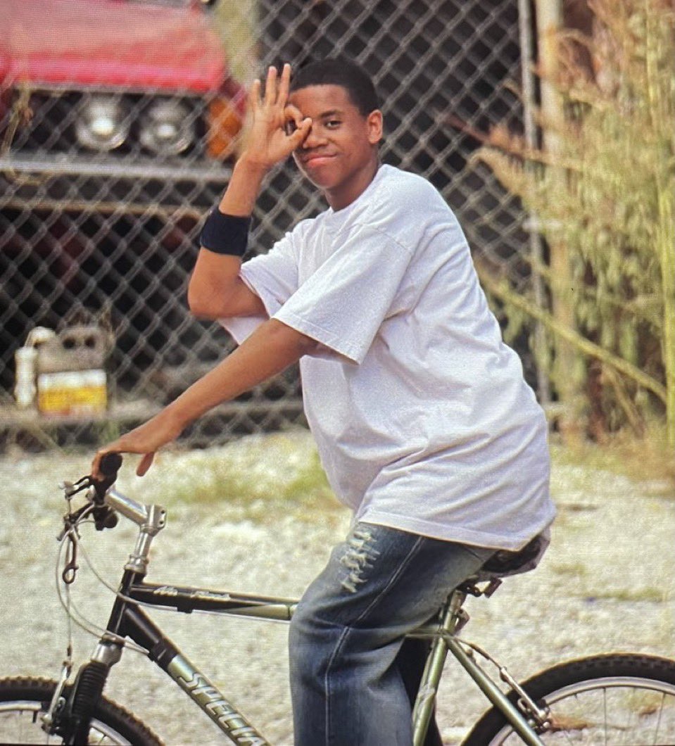 Ziggys_Duck's tweet image. Happy 36th birthday to Tristan Mack Wilds, Michael Lee on #TheWire. Born July 15, 1989: Staten Island, NY