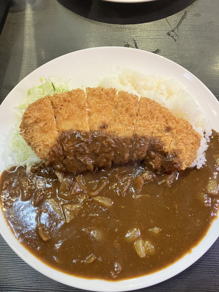 umameshi_bot's tweet image. 大宮といえばのカツカレー🤤
#飯テロ　#グルメ　#相互　#企業公式