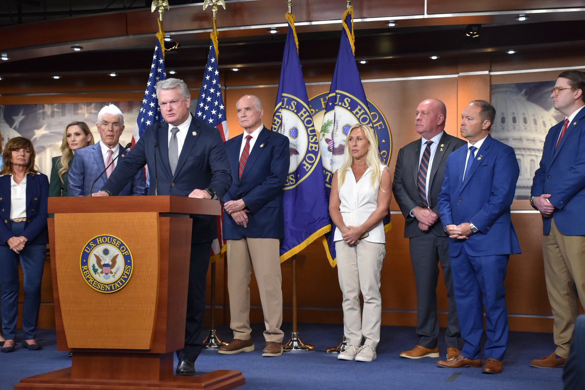 RepDaveTaylor's tweet image. Yesterday I joined my @RepublicanStudy colleagues to stand against the politically-motivated rhetoric that has contributed to the attempted assasination of President Trump and violence against lawmakers across our Nation.
The United States is a Nation built on a foundation of…